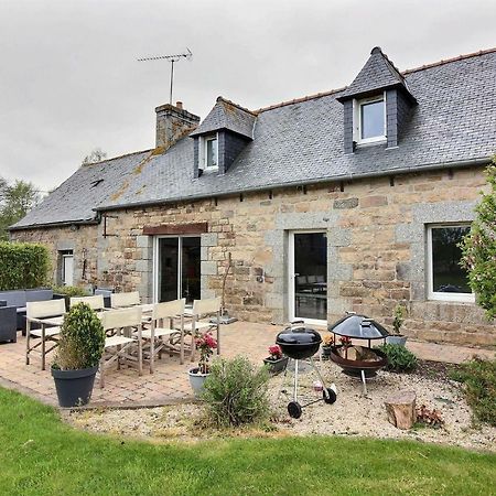 Maison A La Campagne Louargat Экстерьер фото